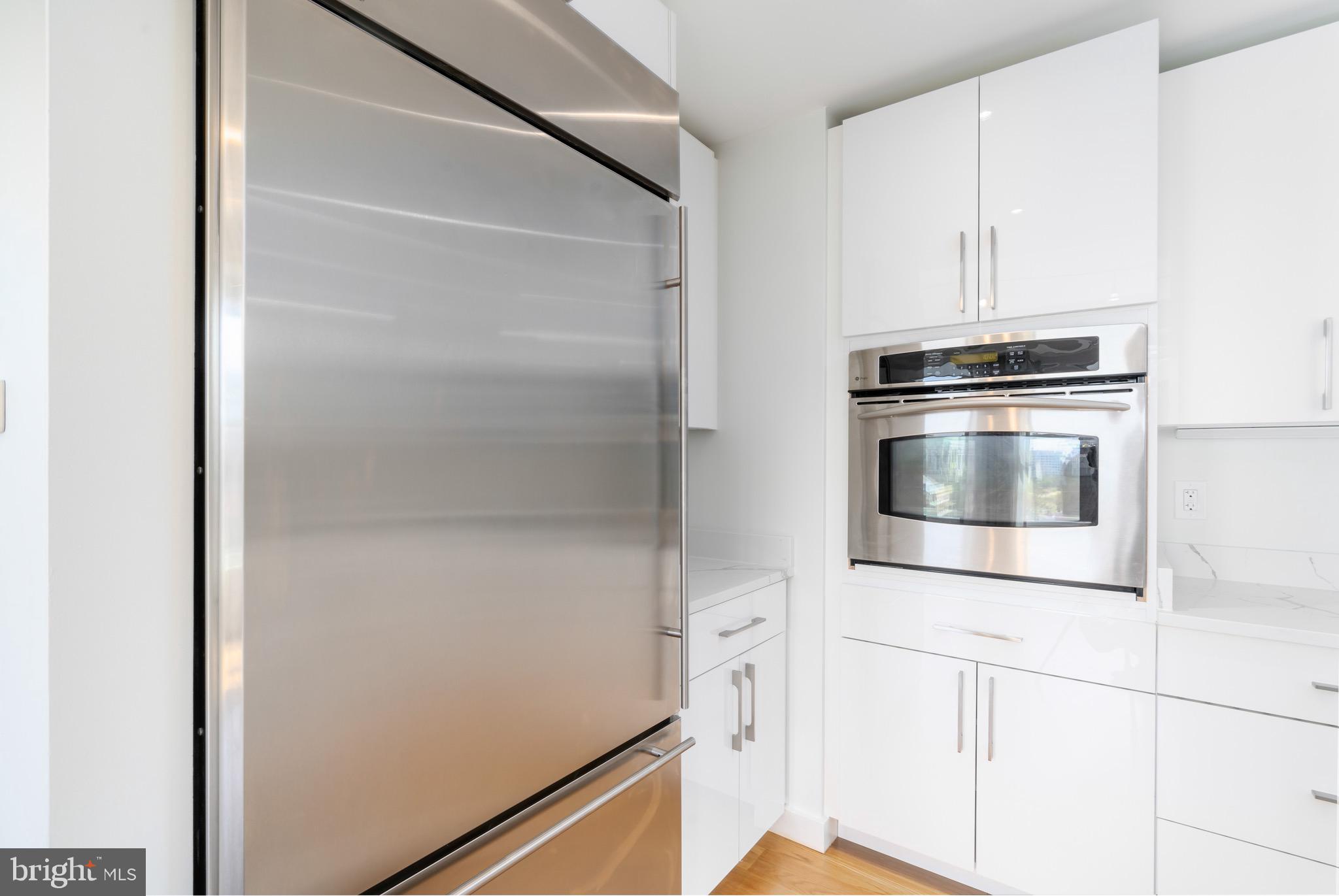 675 E Street Northwest, Unit 900 Washington, DC 20004 - Photo 10 of 46 Kitchen