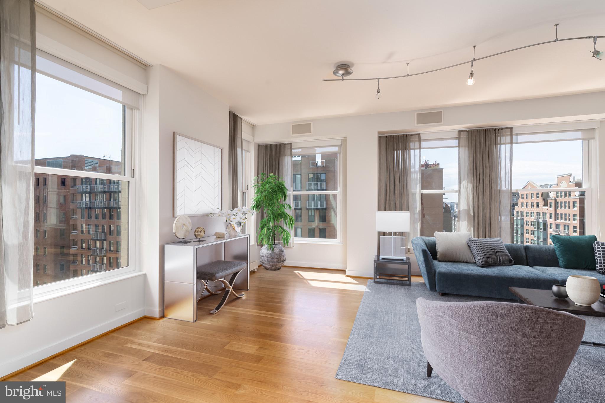 675 E Street Northwest, Unit 900 Washington, DC 20004 - Photo 21 of 46 Living room