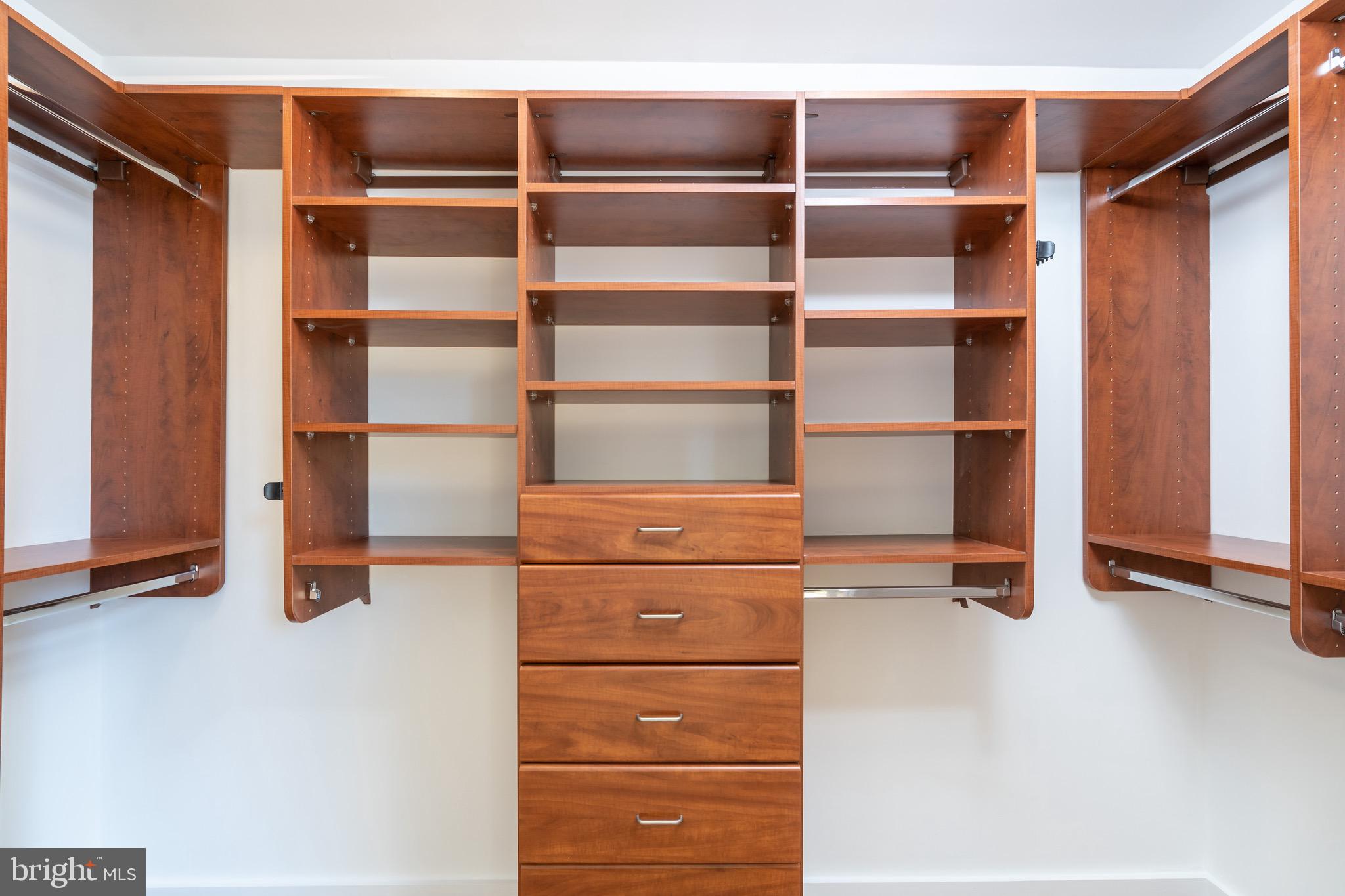 675 E Street Northwest, Unit 900 Washington, DC 20004 - Photo 29 of 46 Walk-in closet 1