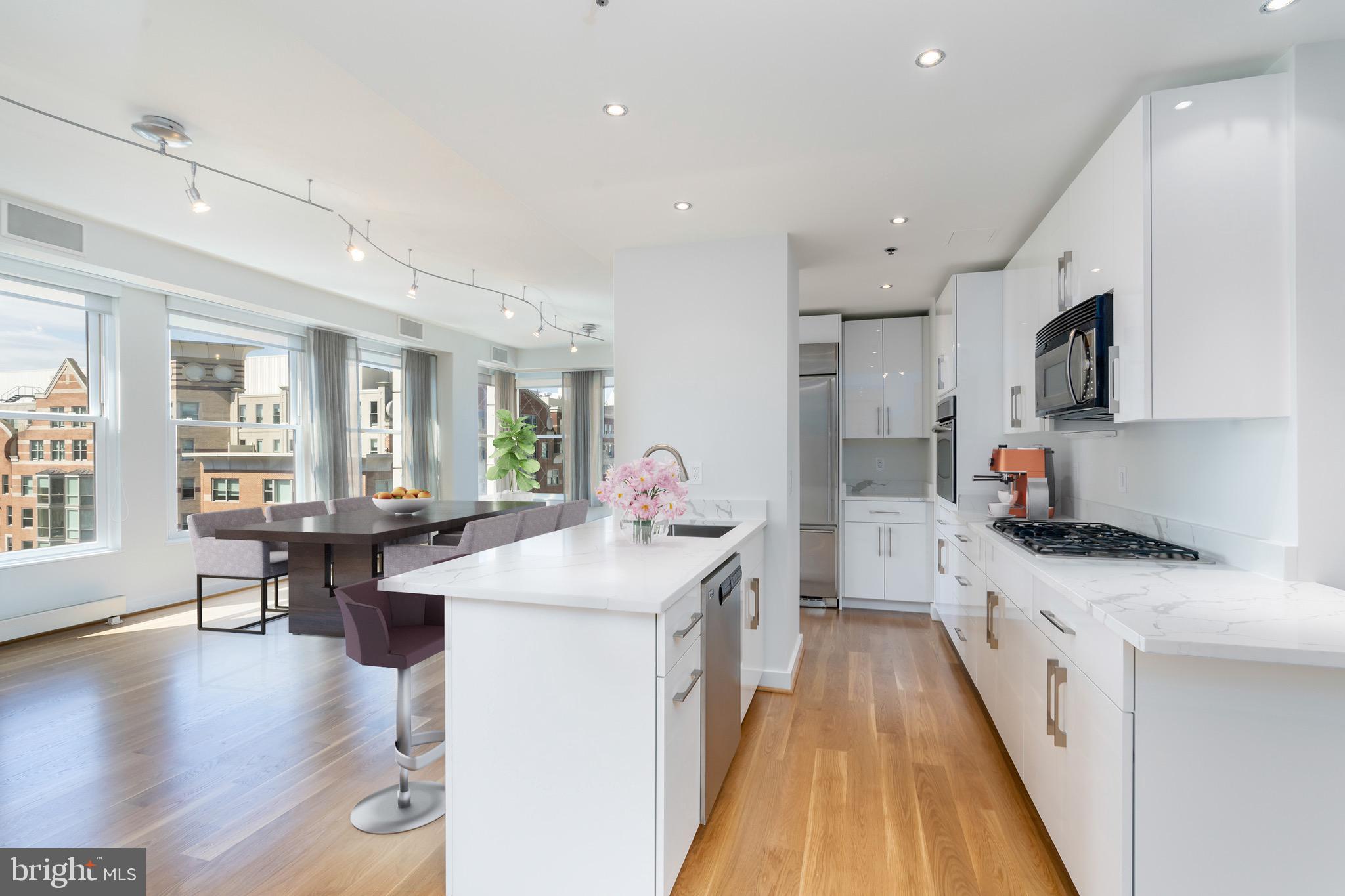 675 E Street Northwest, Unit 900 Washington, DC 20004 - Photo 5 of 46 Kitchen
