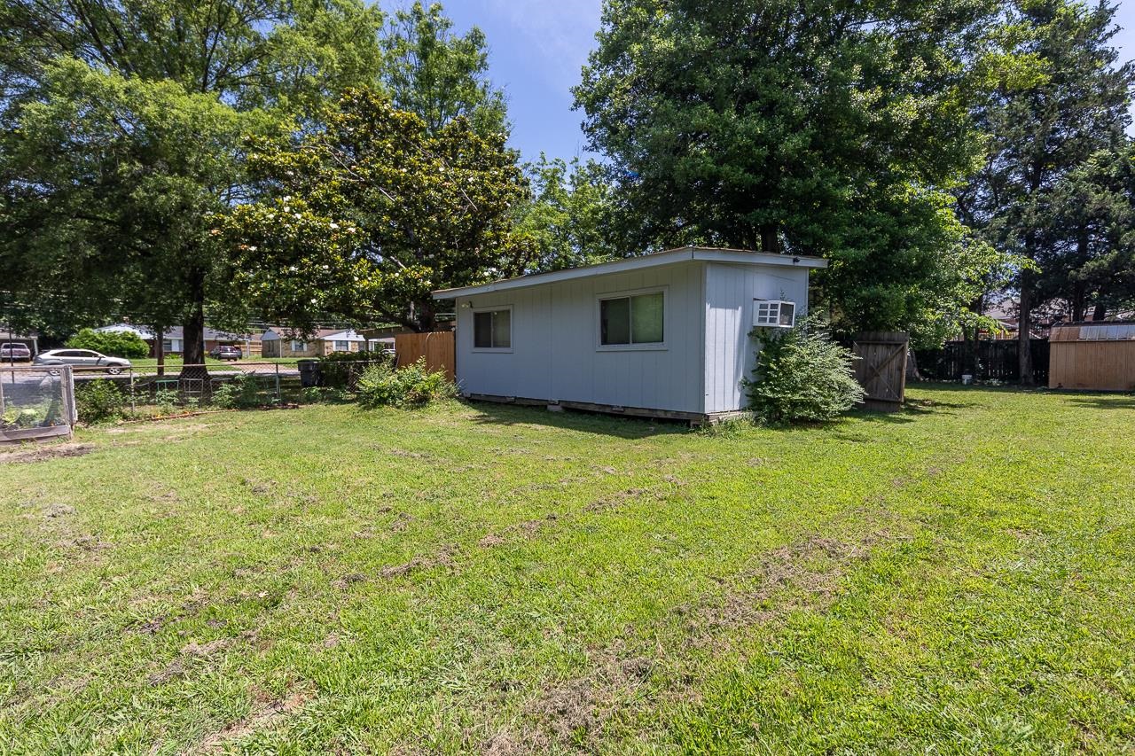 4927 Quince Road Memphis, TN 38117 - Photo 12 of 17