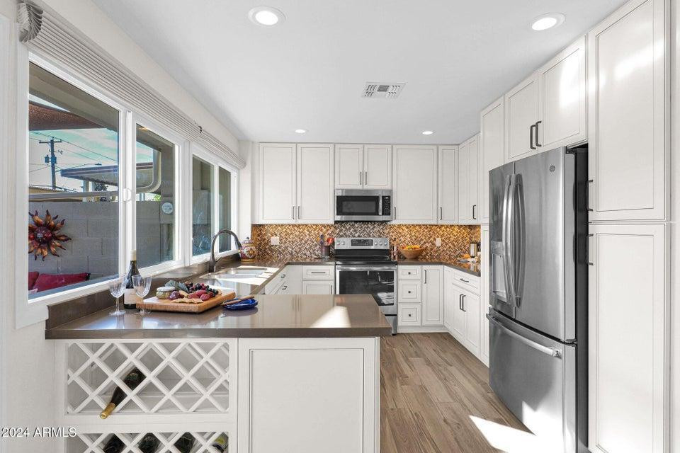 4883 North Granite Reef Road Scottsdale, AZ 85251 - Photo 13 of 39 Photo #13