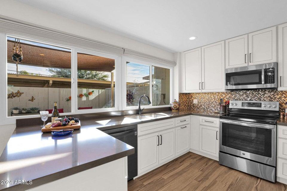 4883 North Granite Reef Road Scottsdale, AZ 85251 - Photo 14 of 39 Photo #14