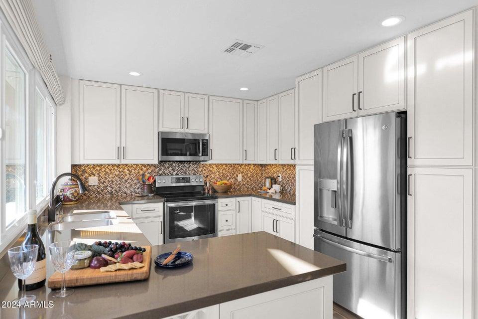 4883 North Granite Reef Road Scottsdale, AZ 85251 - Photo 15 of 39 Photo #15