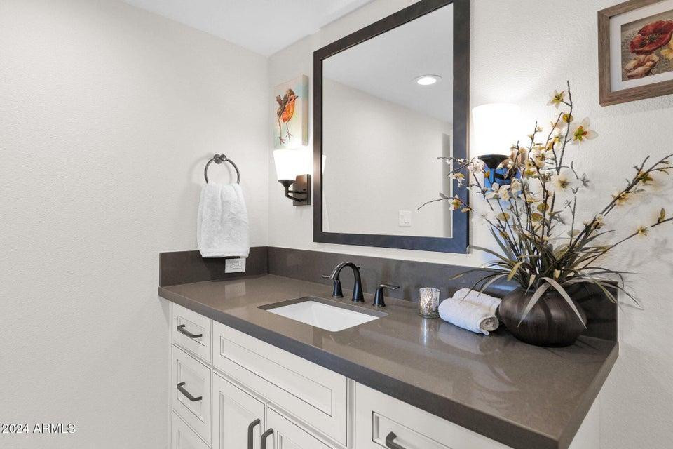 4883 North Granite Reef Road Scottsdale, AZ 85251 - Photo 18 of 39 Photo #18