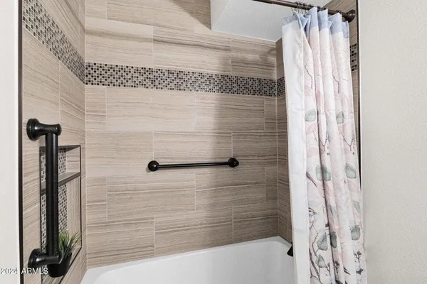 $2,750 | 4883 North Granite Reef Road, Scottsdale, AZ 85251