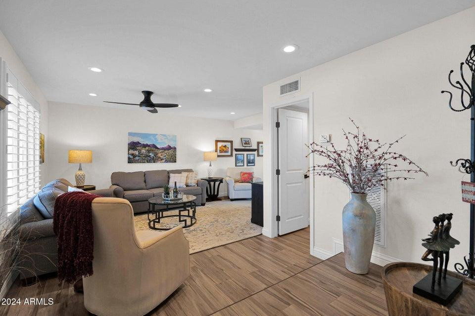 4883 North Granite Reef Road Scottsdale, AZ 85251 - Photo 7 of 39 Photo #7