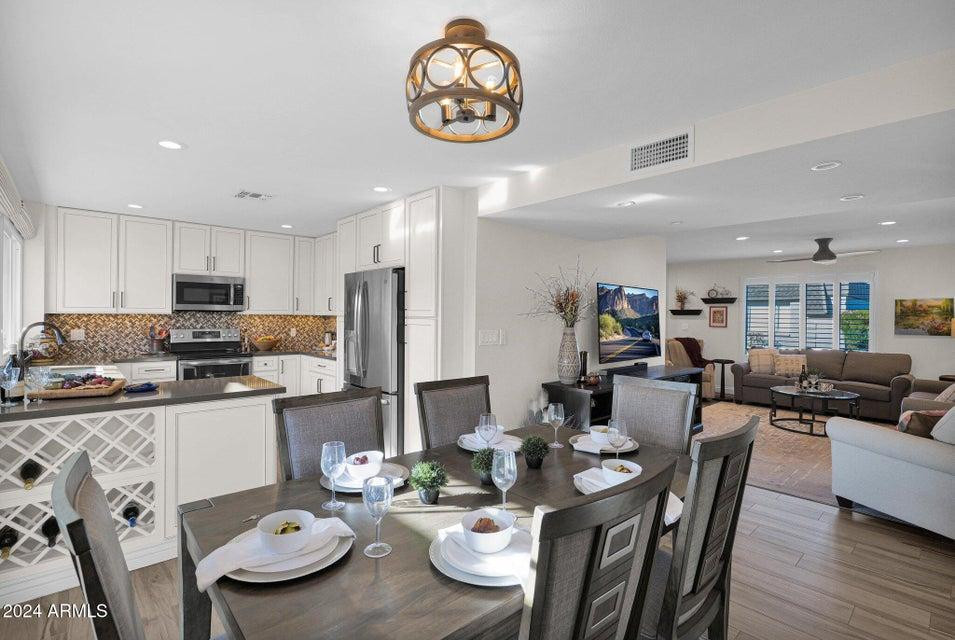 4883 North Granite Reef Road Scottsdale, AZ 85251 - Photo 10 of 39 Photo #10