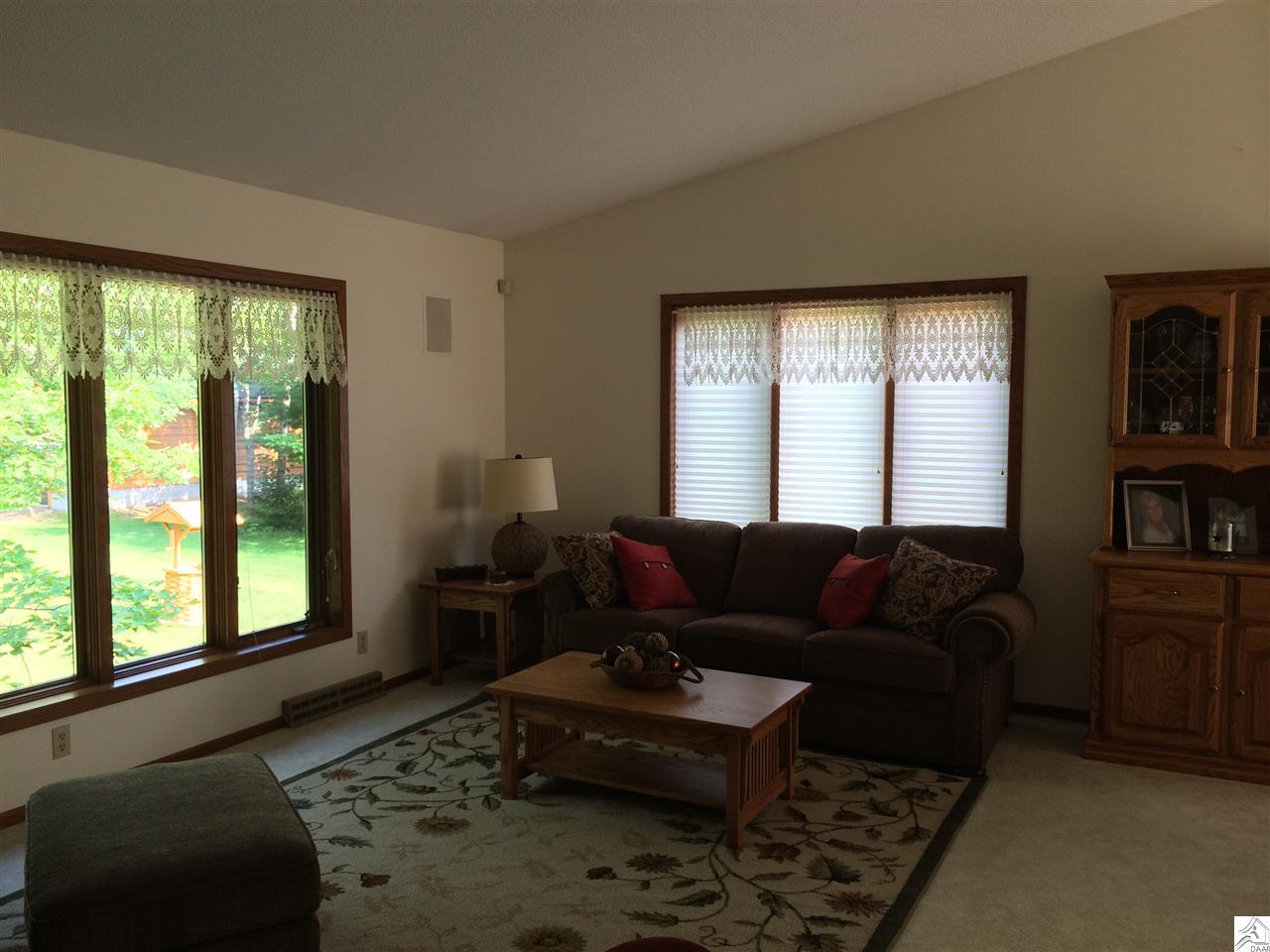 121 Gleason Road Duluth, MN 55810 - Photo 5 of 16 Gallery Image 5
