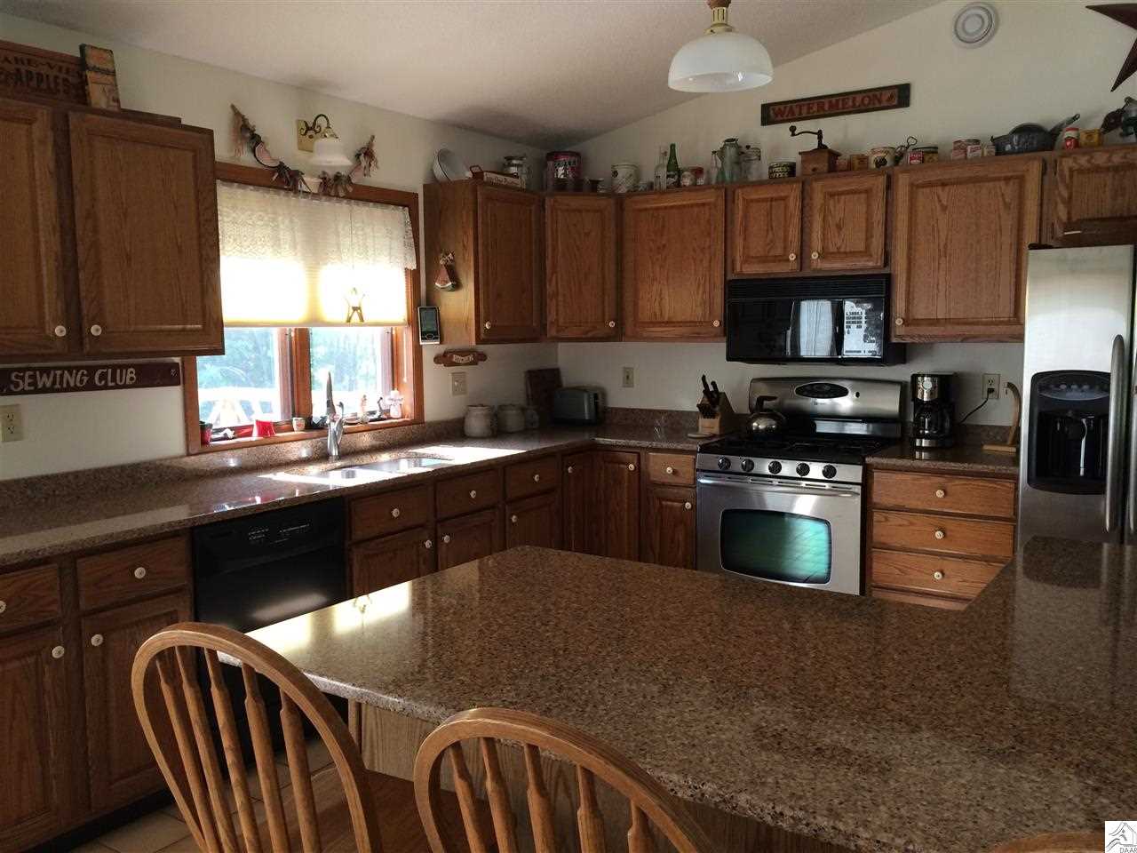 121 Gleason Road Duluth, MN 55810 - Photo 9 of 16 Gallery Image 9