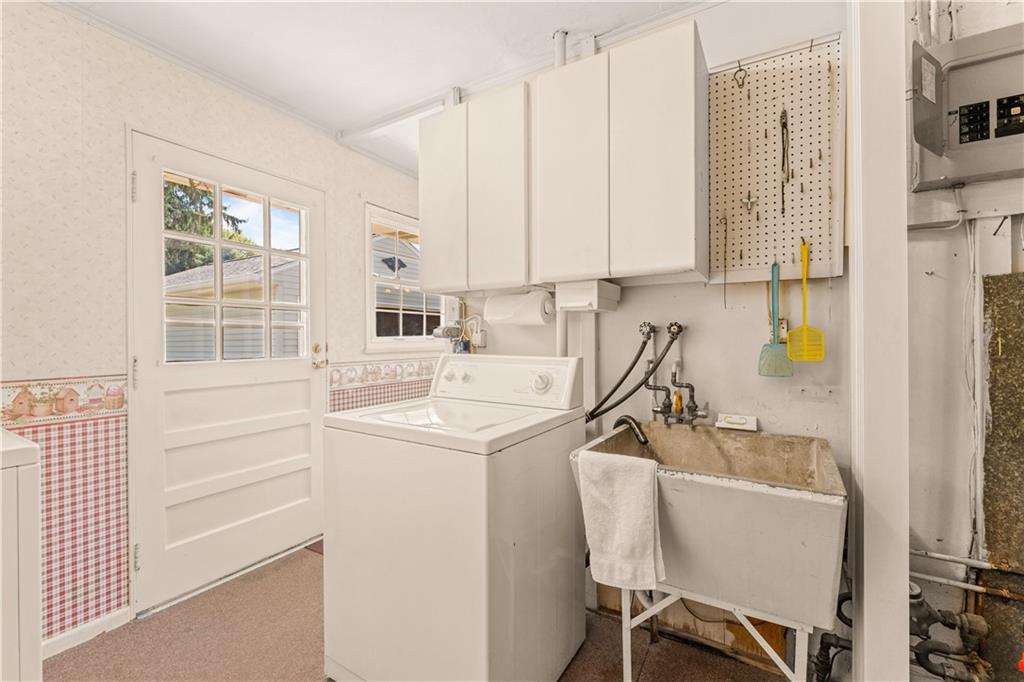 55 Chestnut Street Beaver, PA 15009 - Photo 12 of 19 Laundry room