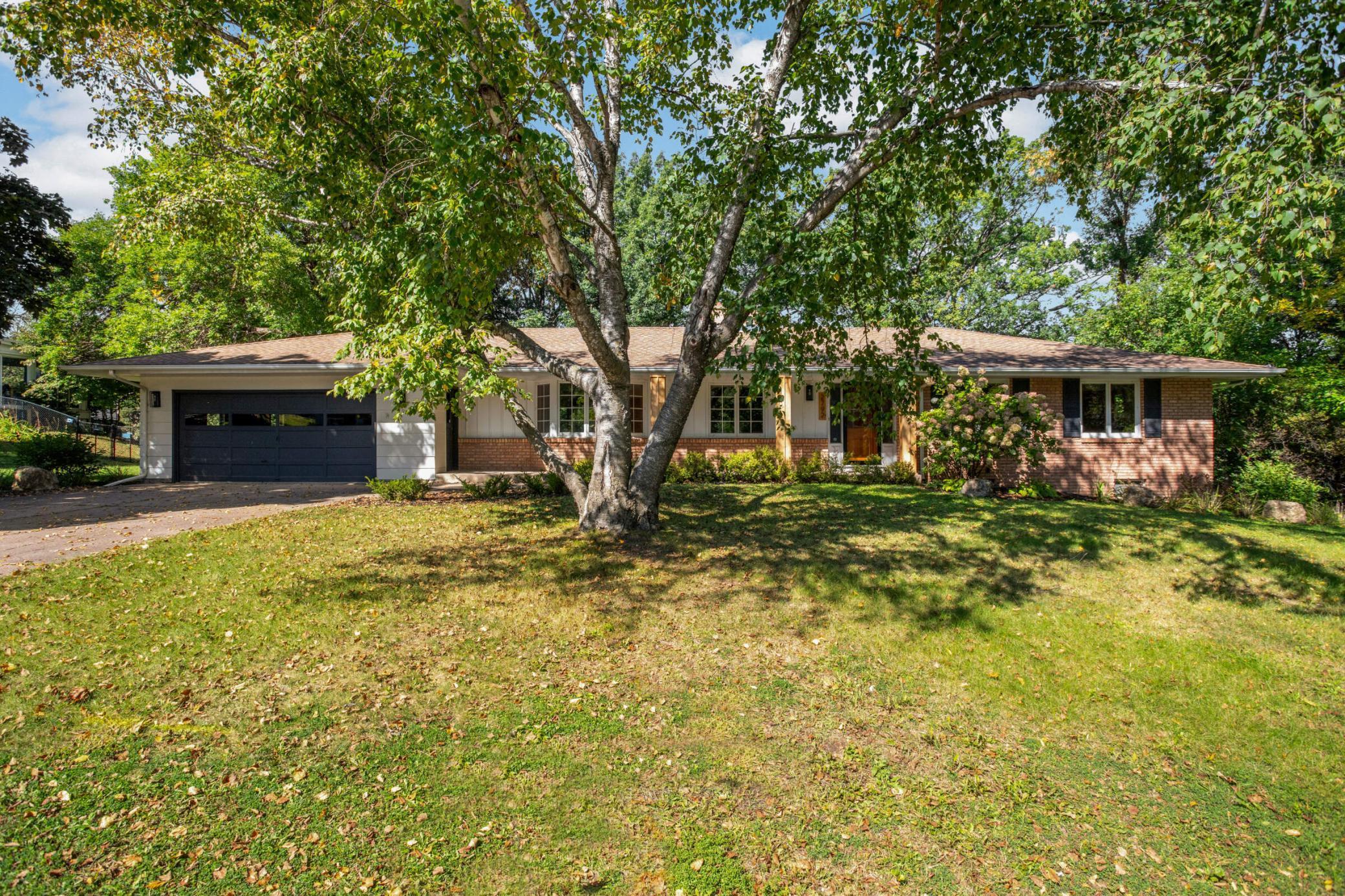 2792 Forest Dale Road New Brighton, MN 55112 - Photo 1 of 43 Gallery Image 1