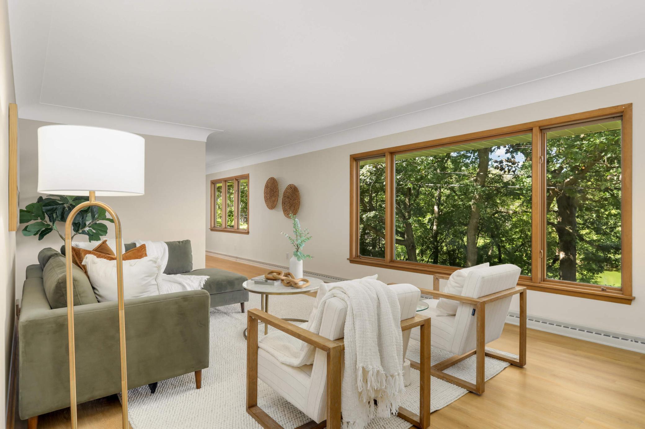 2792 Forest Dale Road New Brighton, MN 55112 - Photo 2 of 43 Gallery Image 2