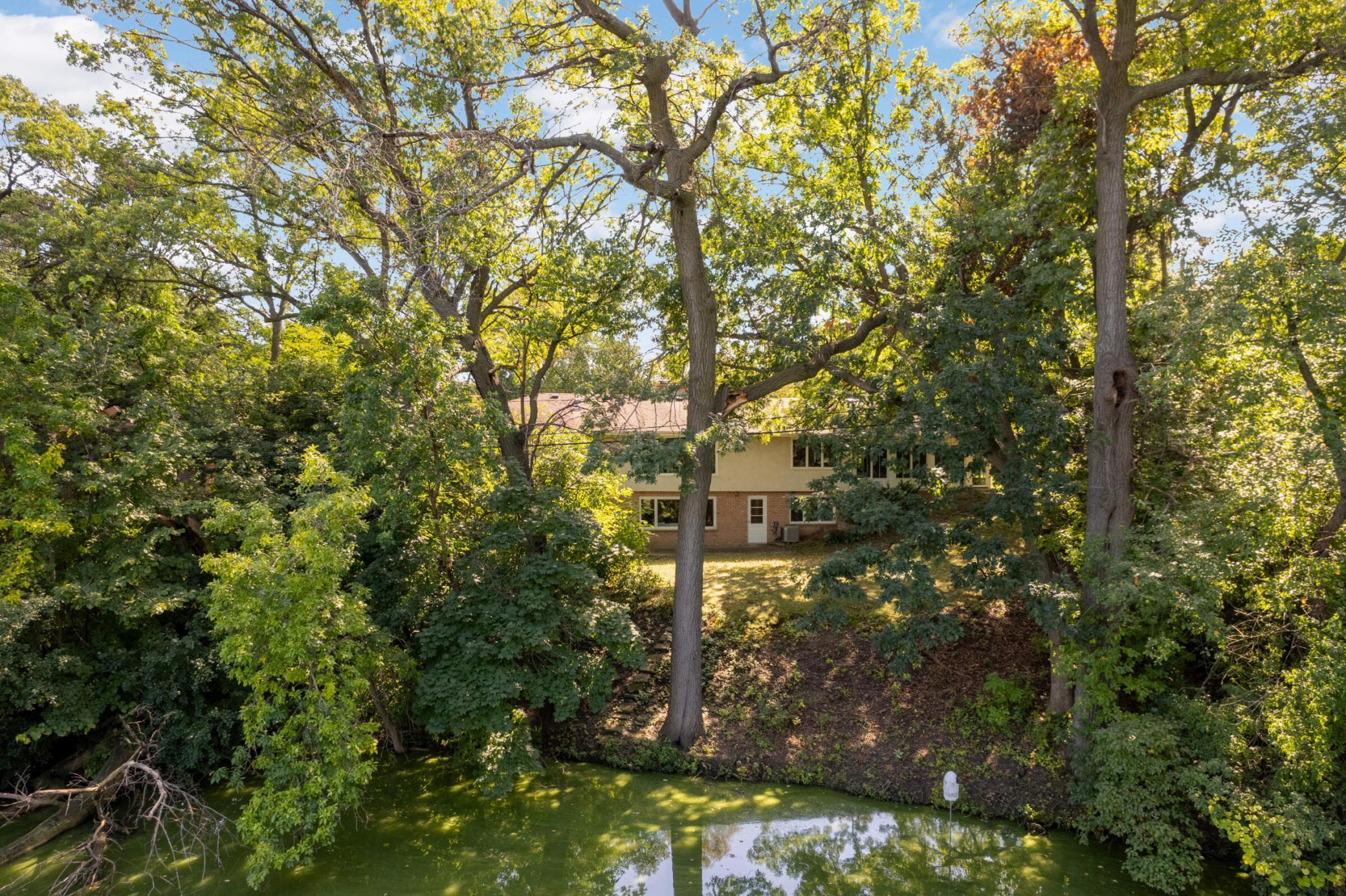 2792 Forest Dale Road New Brighton, MN 55112 - Photo 4 of 43 Gallery Image 4