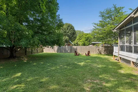 $385,000 | 5204 Village Trace, Nashville, TN 37211