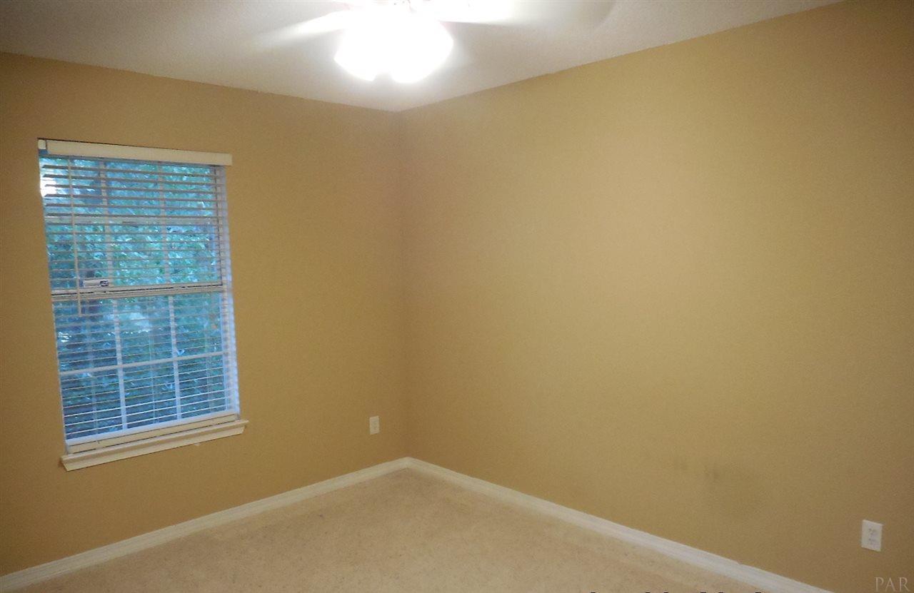 5962 Ridgeview Drive Milton, FL 32570 - Photo 16 of 33 Gallery Image 16