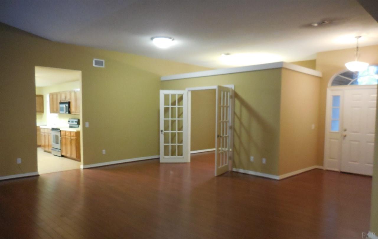 5962 Ridgeview Drive Milton, FL 32570 - Photo 3 of 33 Gallery Image 3