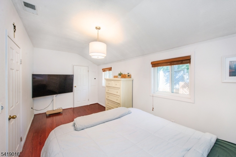 25 Lake Road Denville, NJ 07834 - Photo 20 of 45