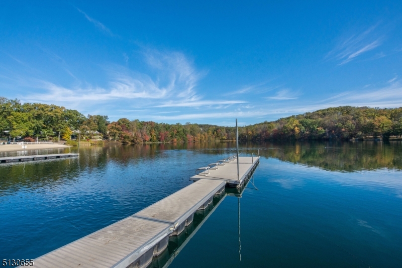 25 Lake Road Denville, NJ 07834 - Photo 27 of 45