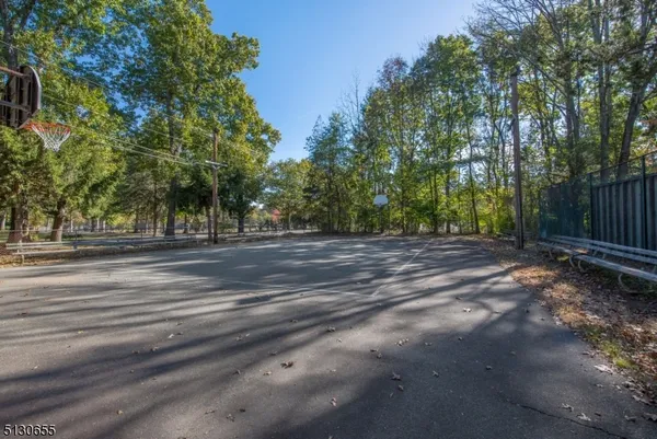 $2,980 | 25 Lake Road, Denville, NJ 07834
