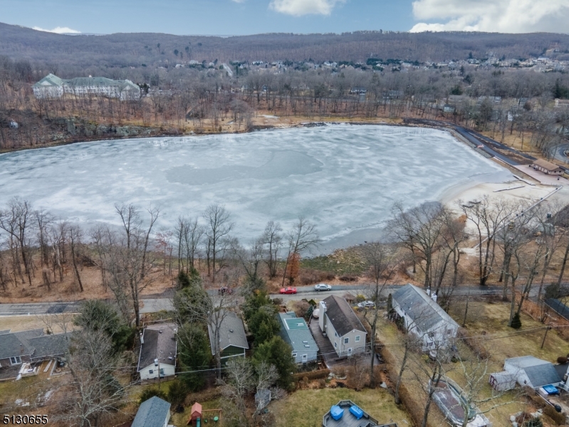 25 Lake Road Denville, NJ 07834 - Photo 36 of 45