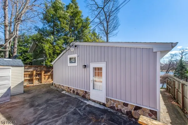 $2,980 | 25 Lake Road, Denville, NJ 07834