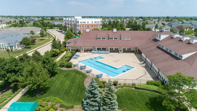 2940 Chevy Chase Lane Naperville, IL 60564 - Photo 31 of 38 an aerial view of a house with a garden