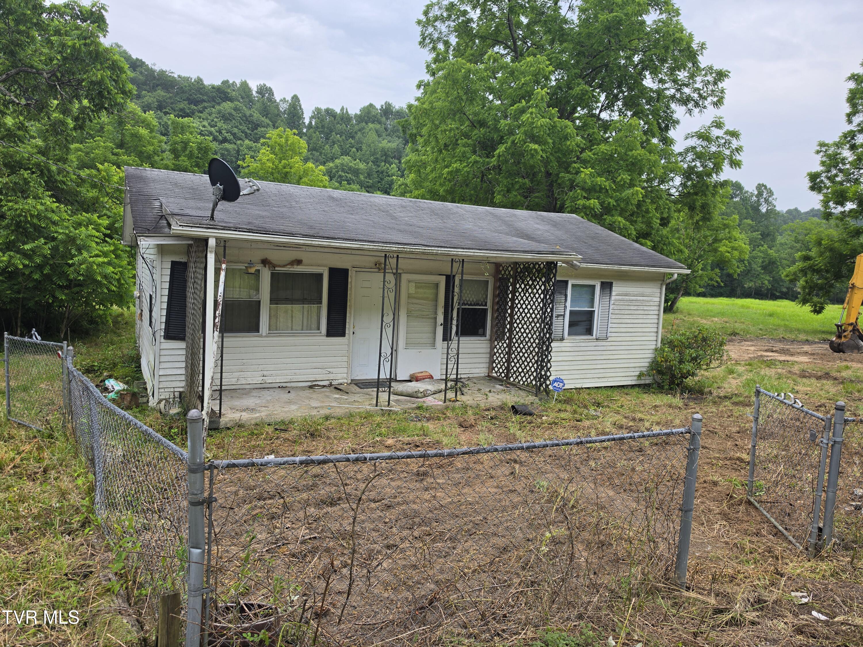 4544 Powell Valley Road Big Stone Gap, VA 24219 - Photo 5 of 8 12174