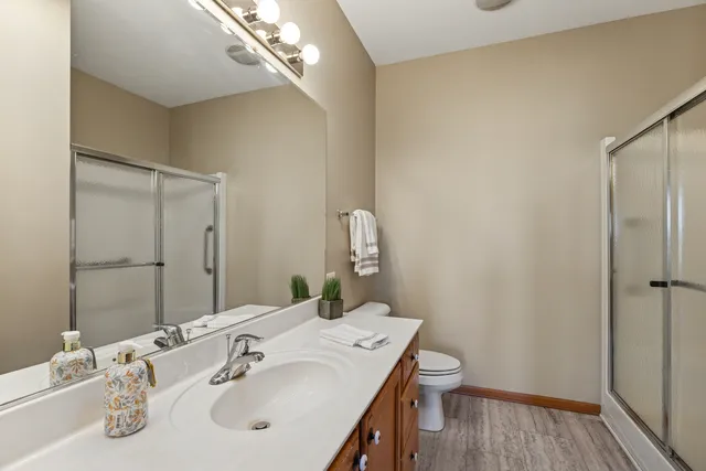 $185,000 | 3840 Fox Hunt Way, Grayslake, IL 60030