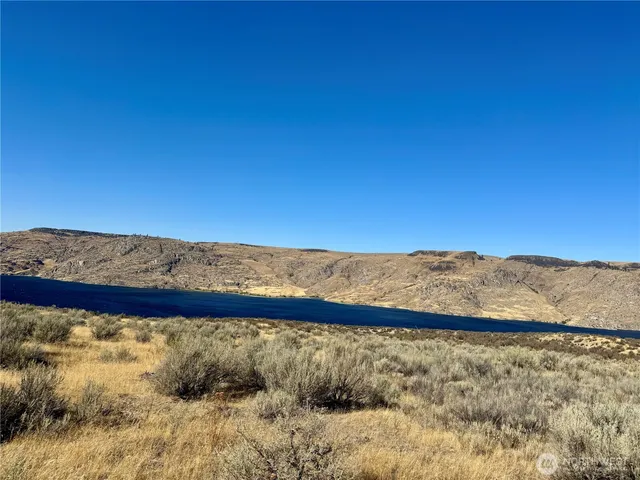 $190,000 | 4199 East Spring Canyon Road, Grand Coulee, WA 99133