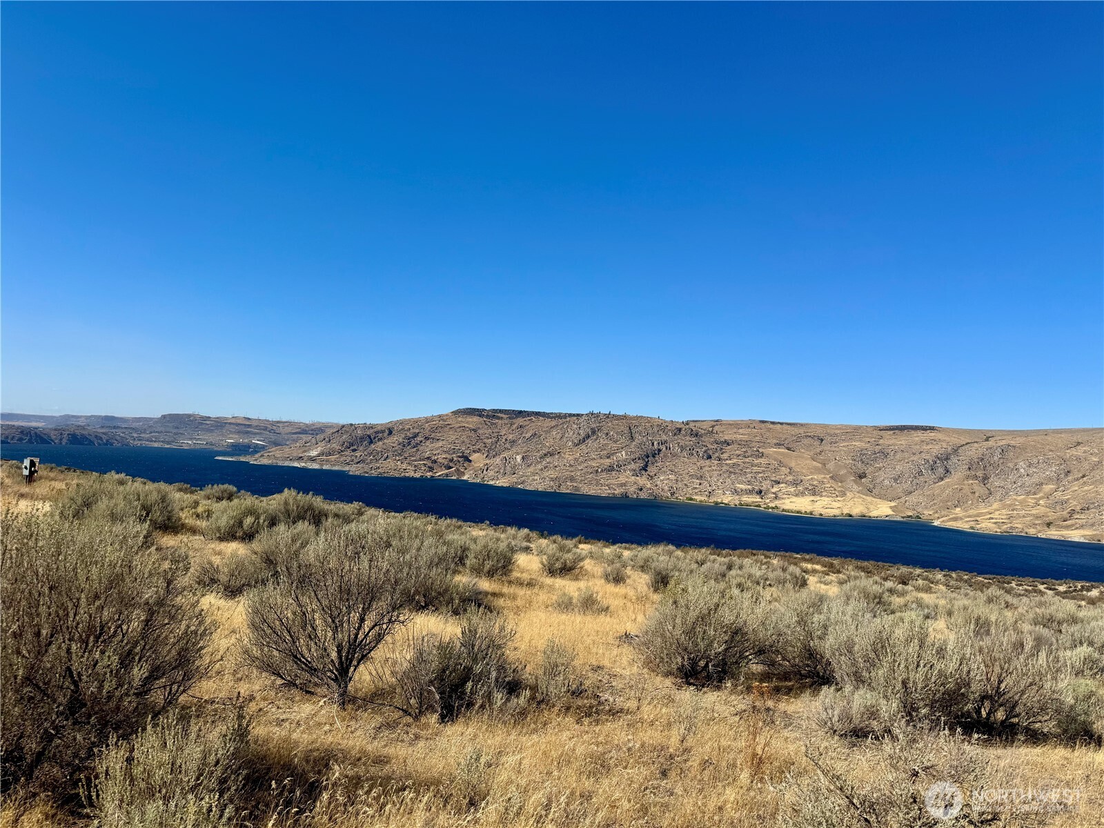 4199 East Spring Canyon Road Grand Coulee, WA 99133 - Photo 12 of 25