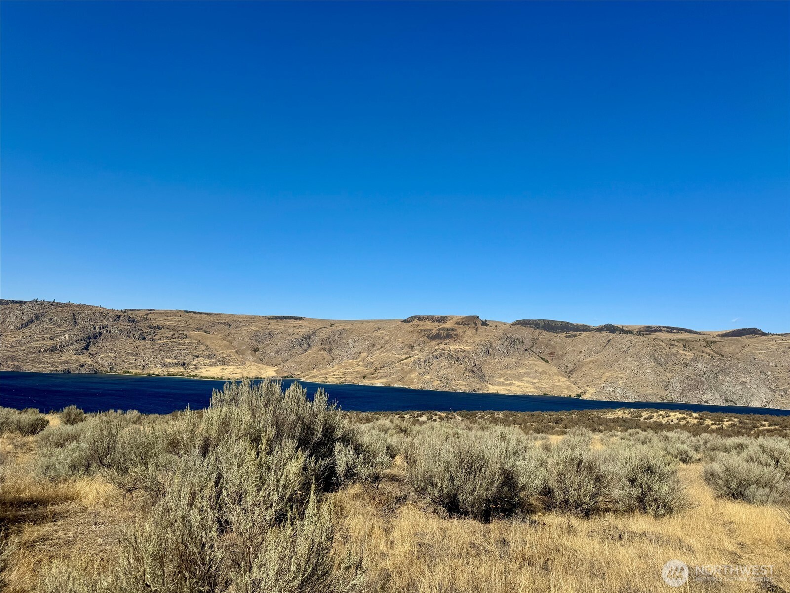 4199 East Spring Canyon Road Grand Coulee, WA 99133 - Photo 14 of 25
