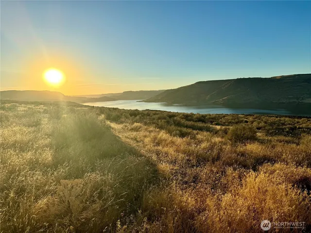 $190,000 | 4199 East Spring Canyon Road, Grand Coulee, WA 99133