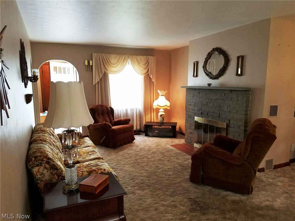 191 State Road Northwest Warren, OH 44483 - Photo 6 of 16 Gallery Image 6