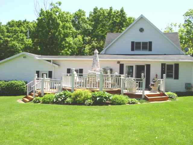 9640 School Road Brussels, WI 54204 - Photo 1 of 1 Main View