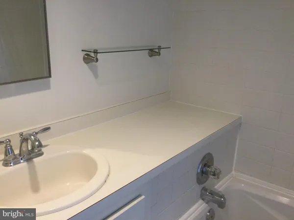 $2,500 | 6774 Leeds Manor Road, Marshall, VA 20115