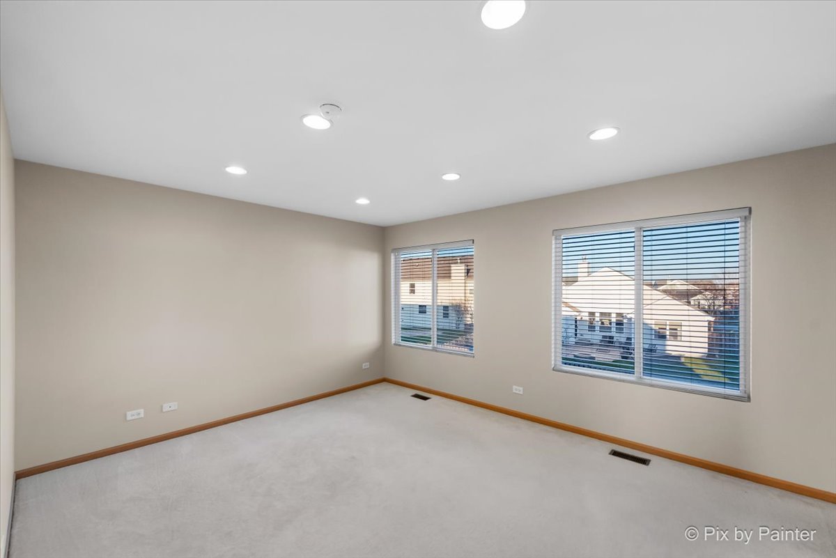 1065 Port Royal Road Pingree Grove, IL 60140 - Photo 14 of 40