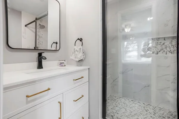 $480,000 | 12301 East 233rd Street, Peculiar, MO 64078