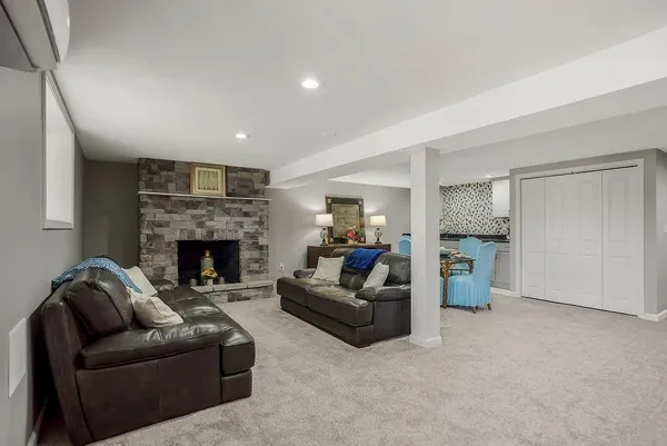 $480,000 | 12301 East 233rd Street, Peculiar, MO 64078