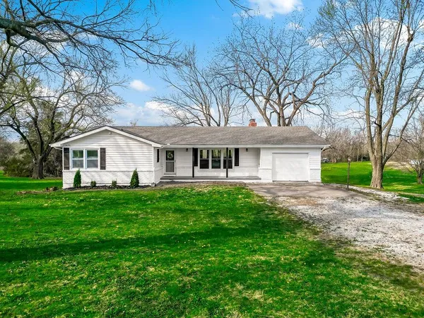 $480,000 | 12301 East 233rd Street, Peculiar, MO 64078