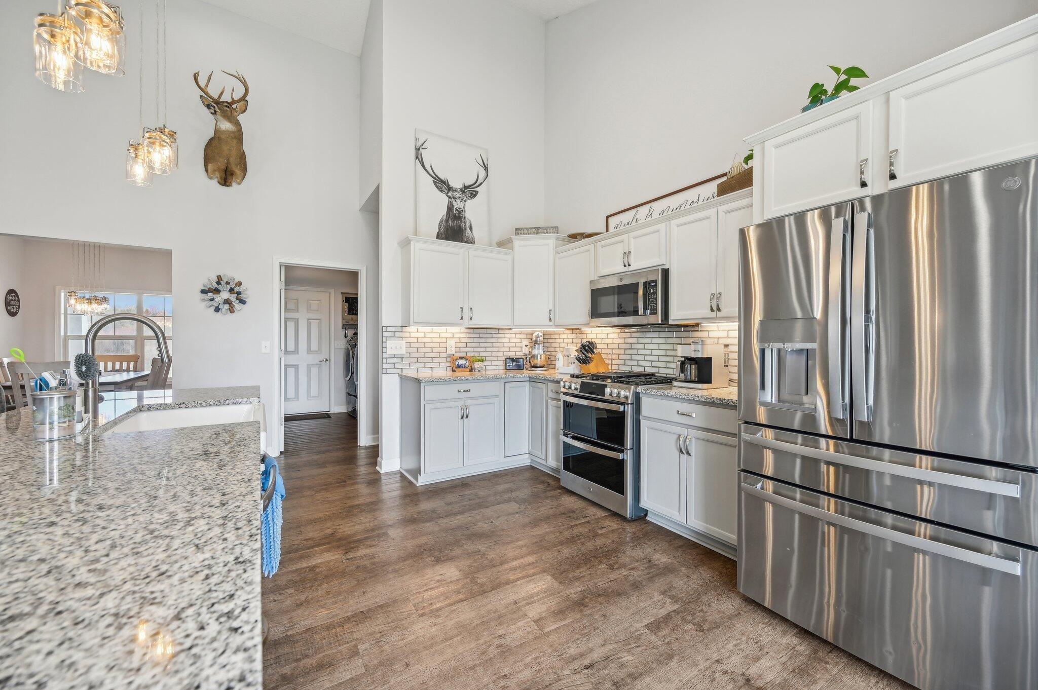 6778 Clearport Road Southwest Lancaster, OH 43130 - Photo 13 of 78 Kitchen