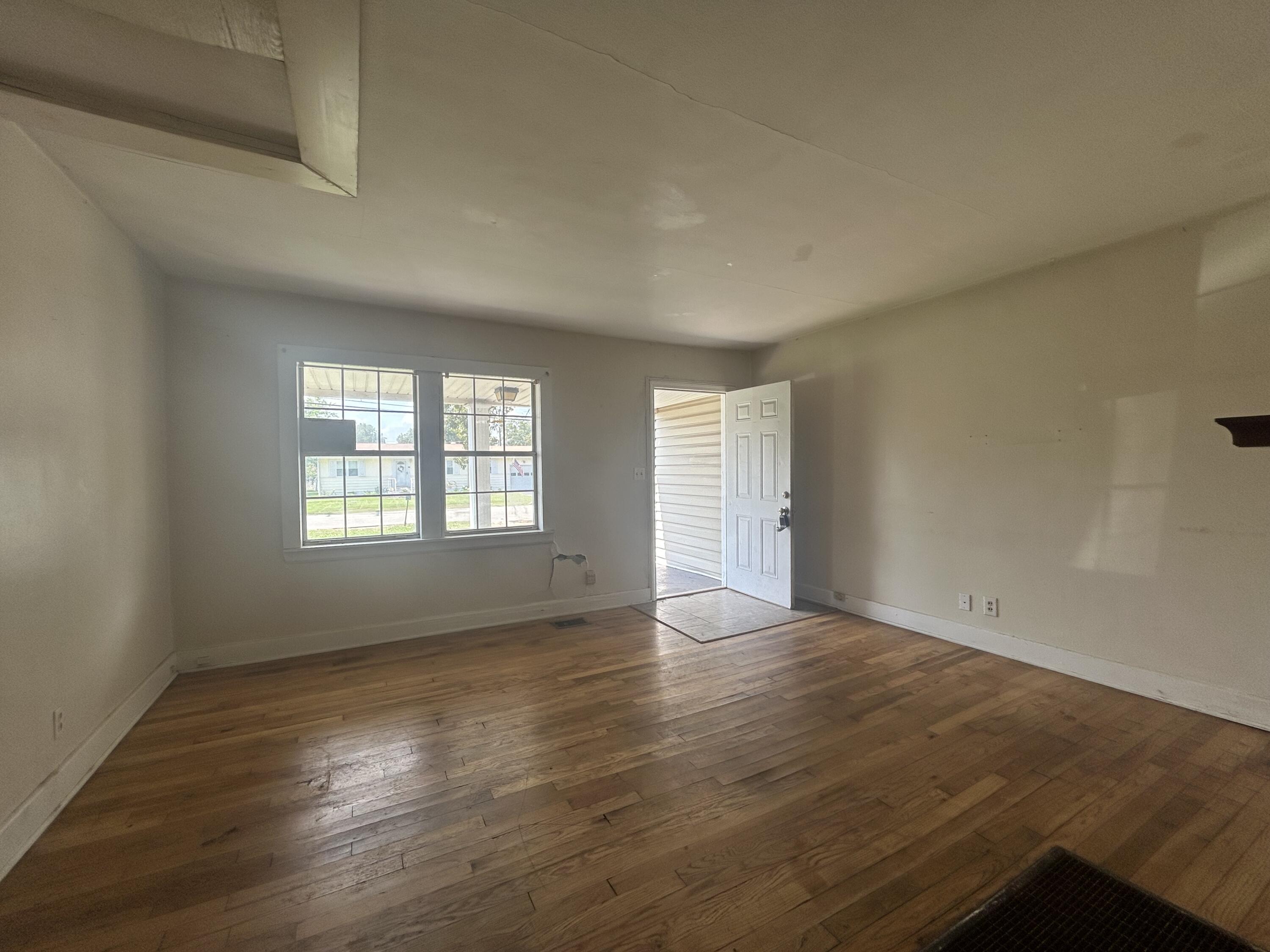 1614 Prater Road Chattanooga, TN 37412 - Photo 8 of 18 IMG_5536