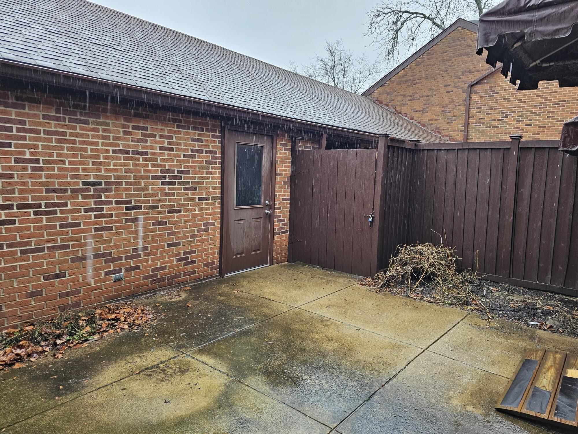 4725 Dierker Road Columbus, OH 43220 - Photo 21 of 23 4725 Patio