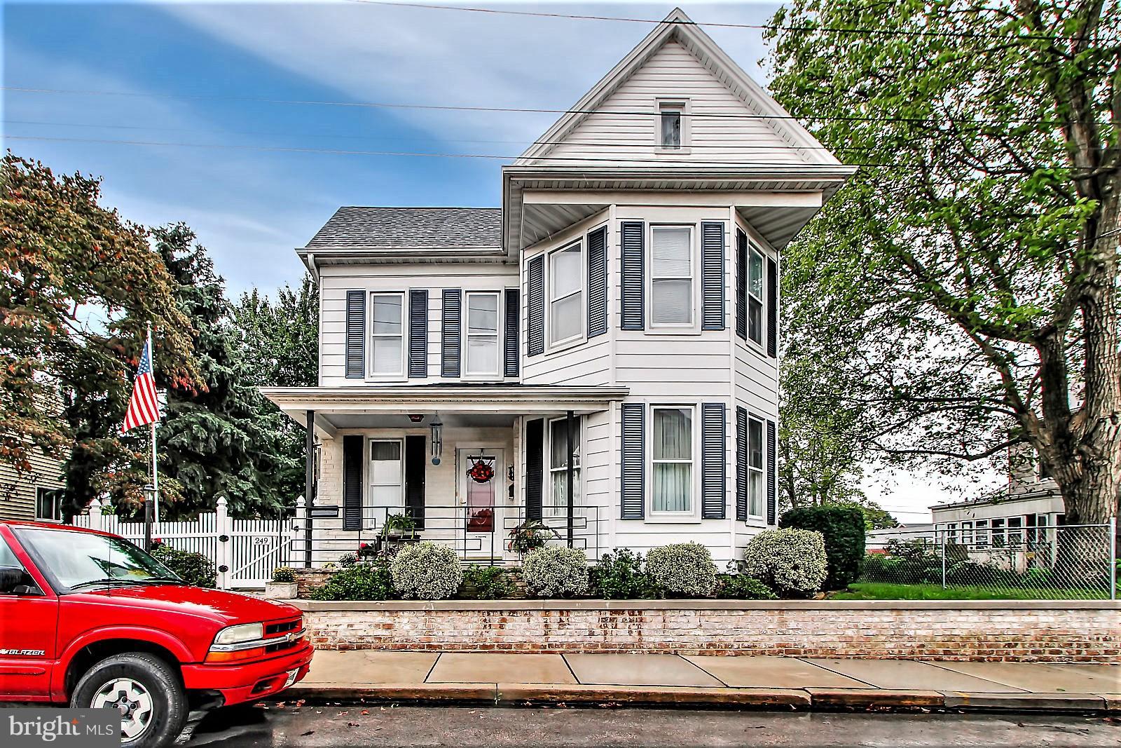 249 Locust Street Hanover, PA 17331 - Photo 3 of 26 Gallery Image 3