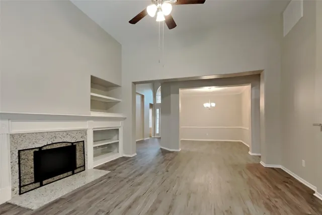 $2,415 | 1731 Red Oak Terrace, Houston, TX 77339