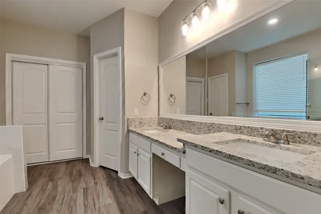 $2,415 | 1731 Red Oak Terrace, Houston, TX 77339