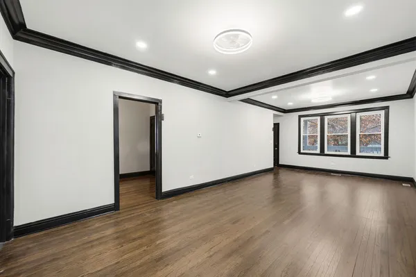 $314,900 | 8418 South Essex Avenue, Chicago, IL 60617