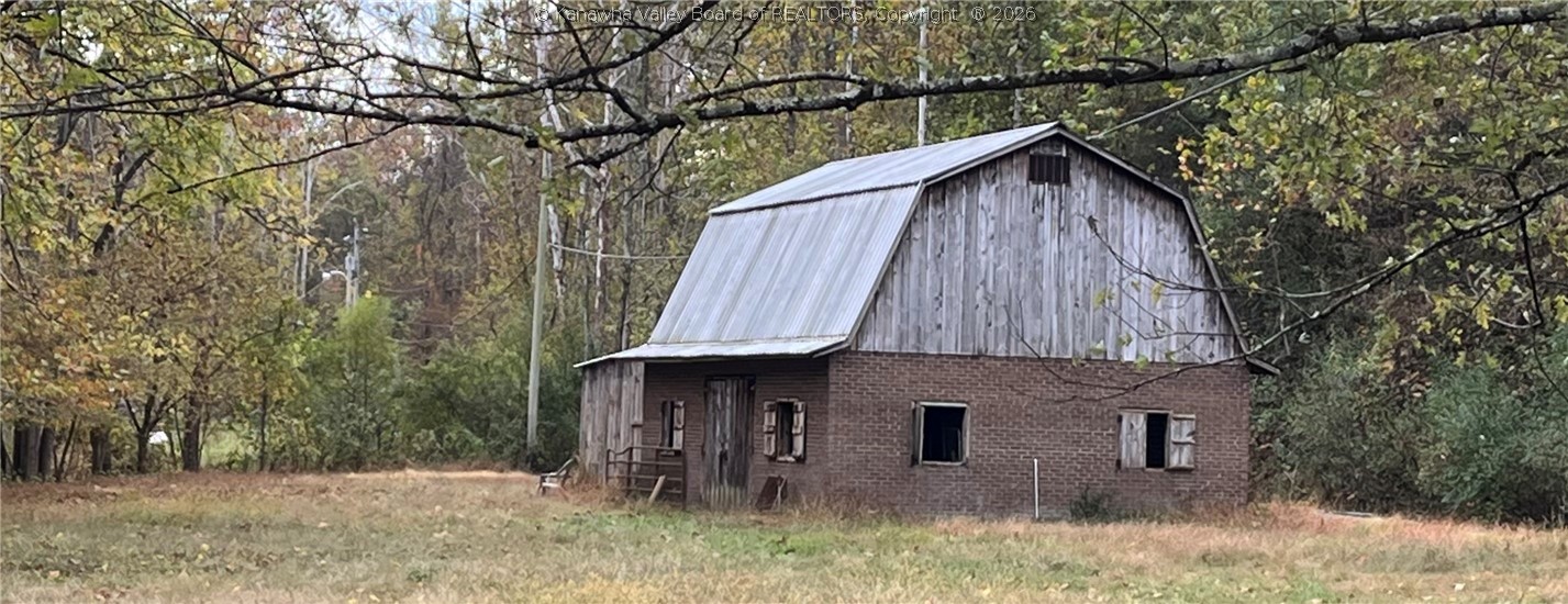52 Sigmon Fork Road Charleston, WV 25320 - Photo 2 of 6 Gallery Image 2