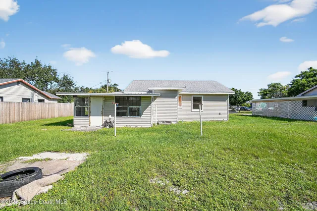 $134,900 | 401 Poinciana Drive, Melbourne, FL 32935