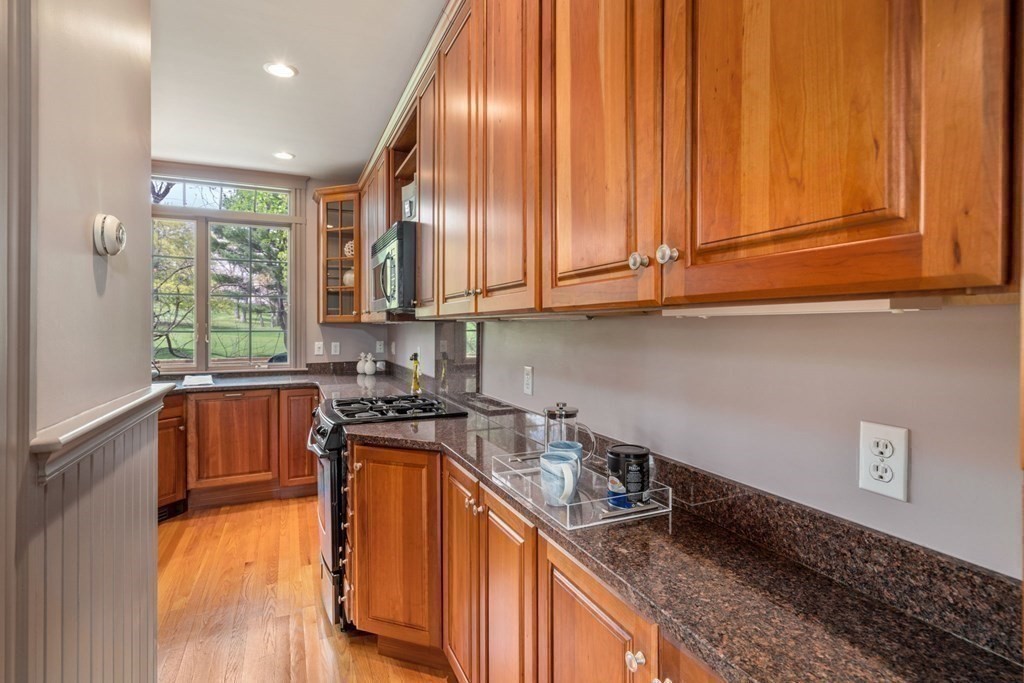 67 Commonwealth Road Watertown, MA 02472 - Photo 11 of 29 Gallery Image 11